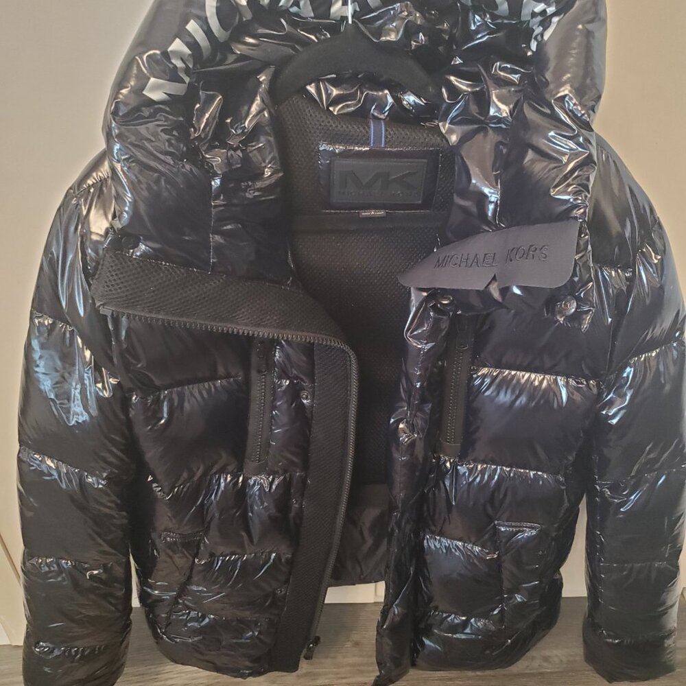 Michael Kors quilted jacket. Unisex. Woman size L. Man size S. Black/SilverLogo